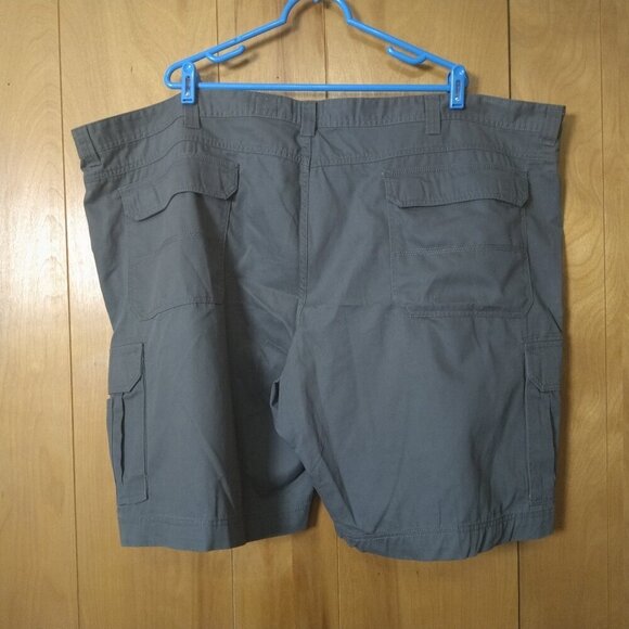 Red Head Men's Size 54 Flat Front Khaki Green Cargo Shorts - Picture 4 of 4